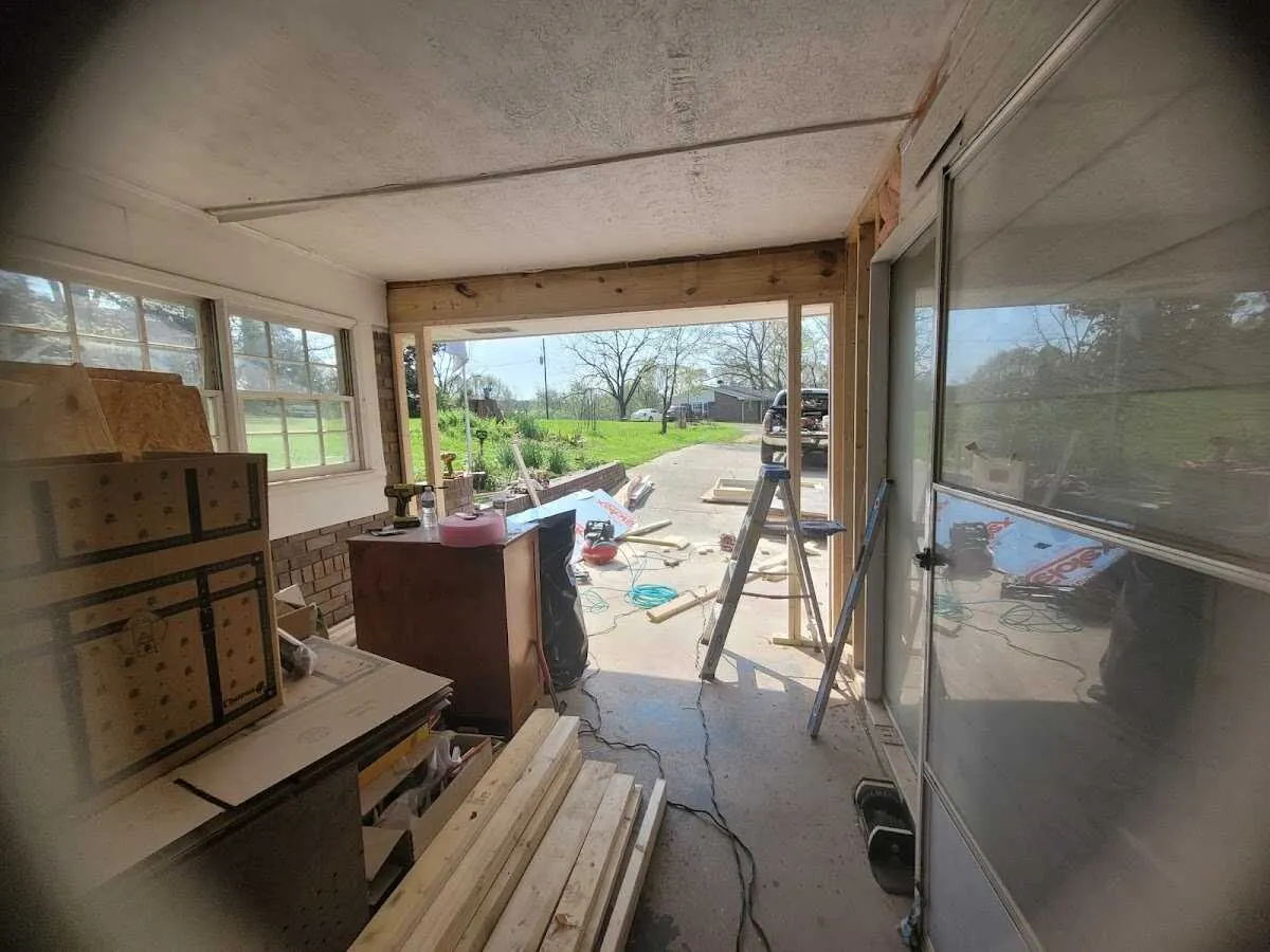 Air movers and dehumidifier for Water Mitigation Services in Tarrytown